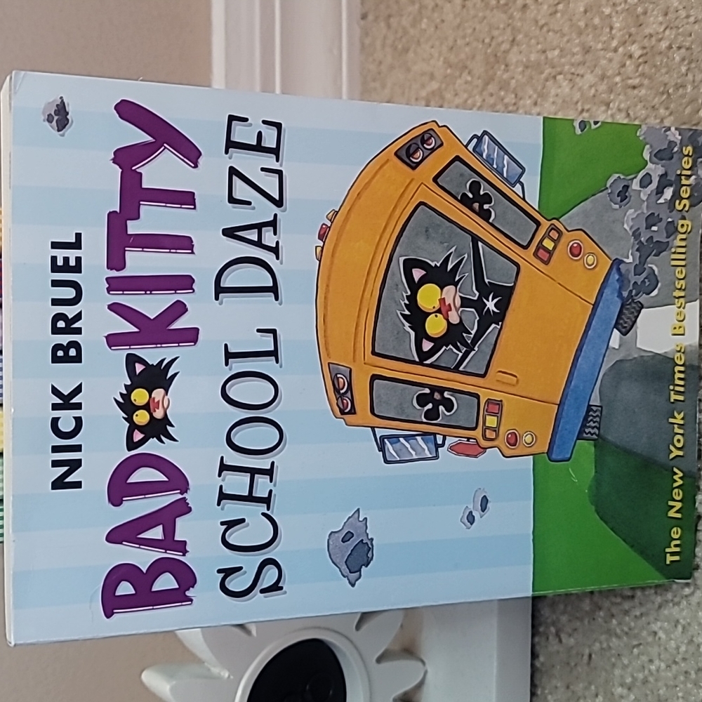 Bad Kitty Book Collection - Picture 3 of 8